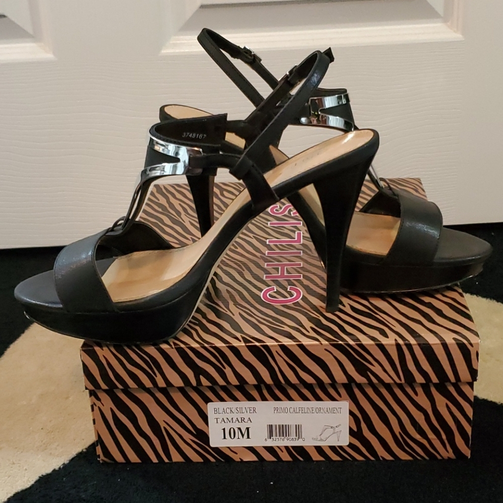 Heels - Picture 2 of 3